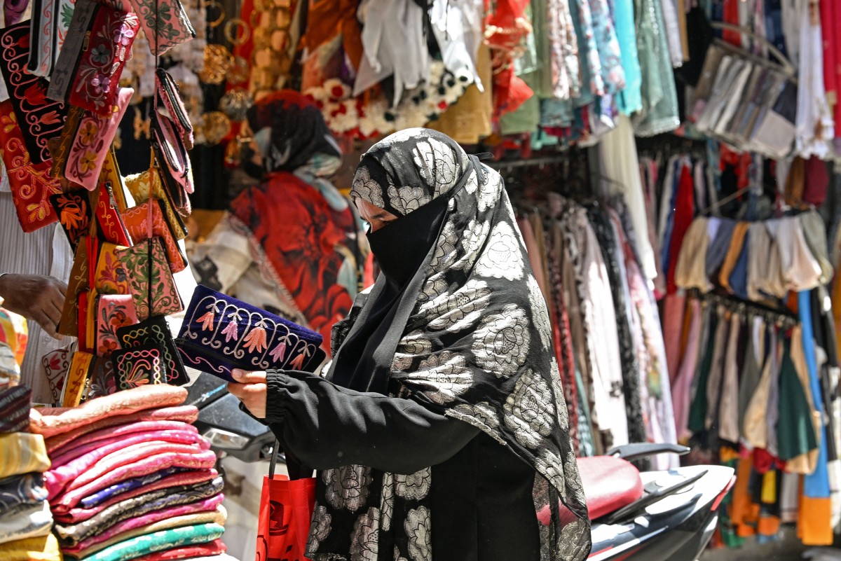 کشمیر میں سیاسی شادیاں یا معاشرتی بے حسی