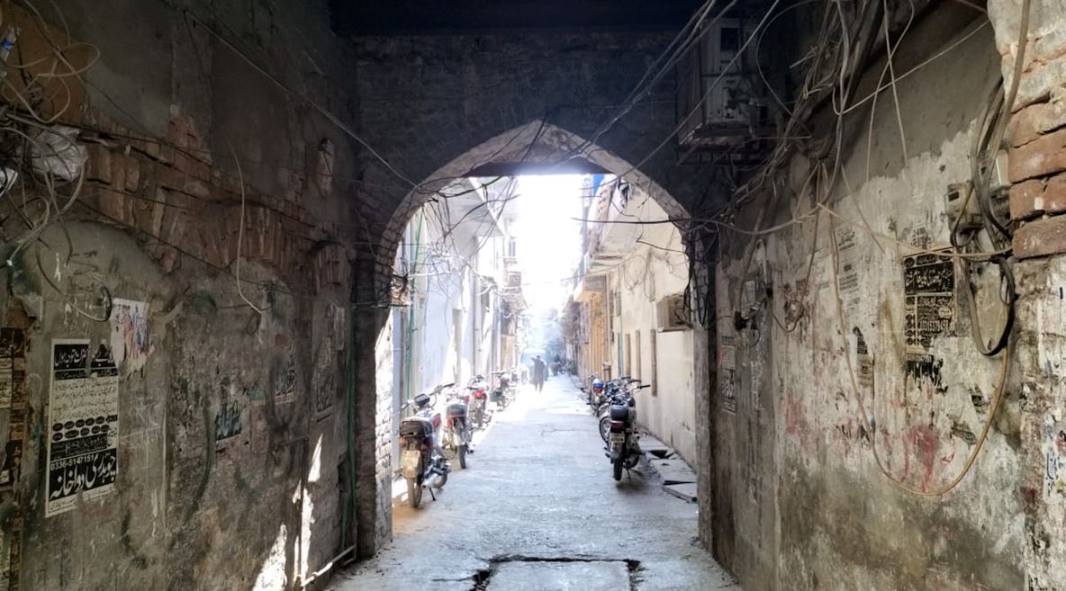 BABU MOHALLA STREET RAWALPINDI.JPG