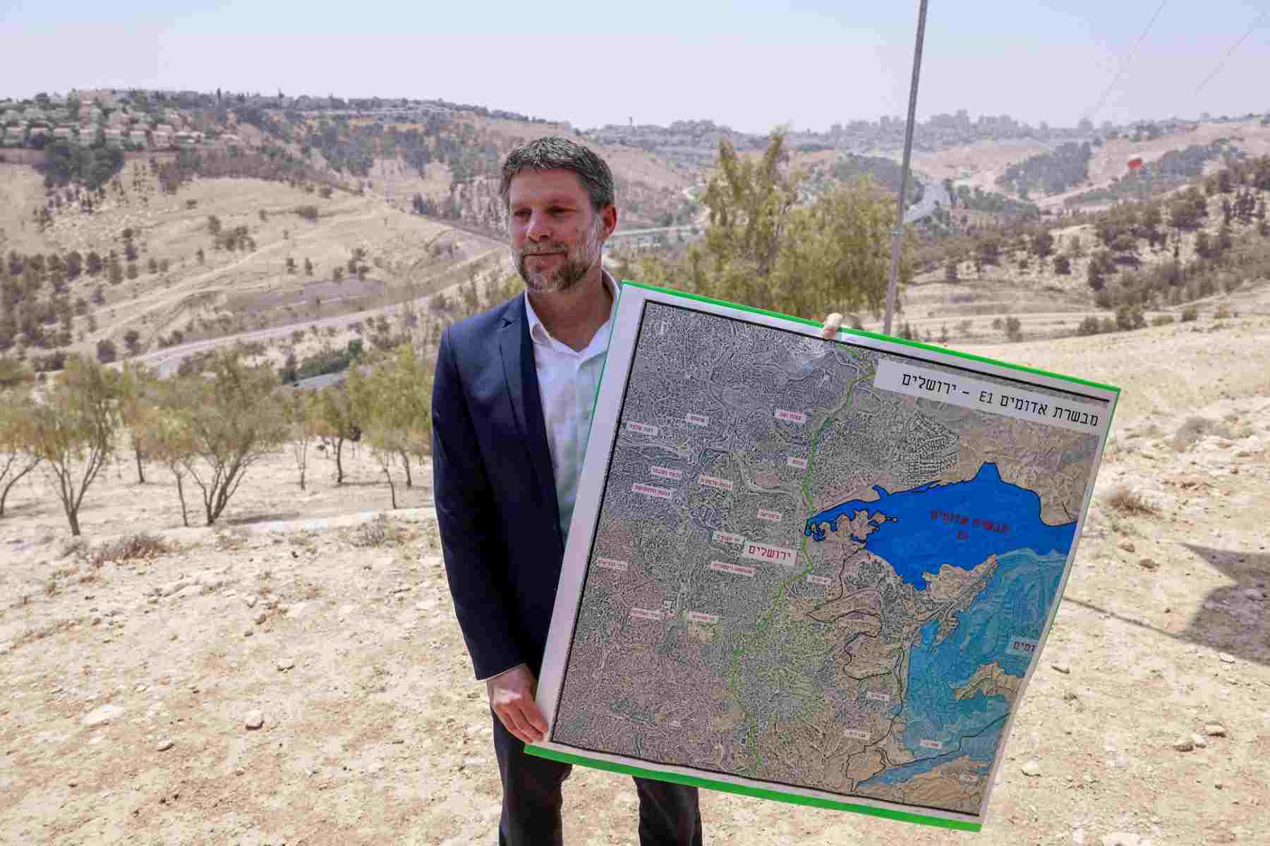 Bezalel Smotrich.jpg