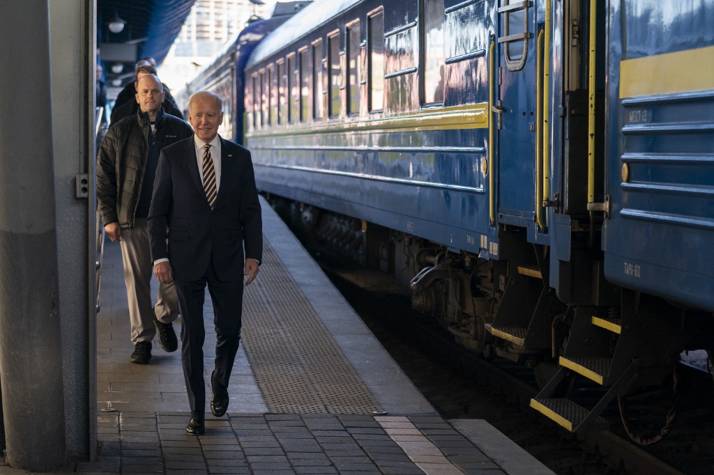 Biden Ukraine Train.jpg