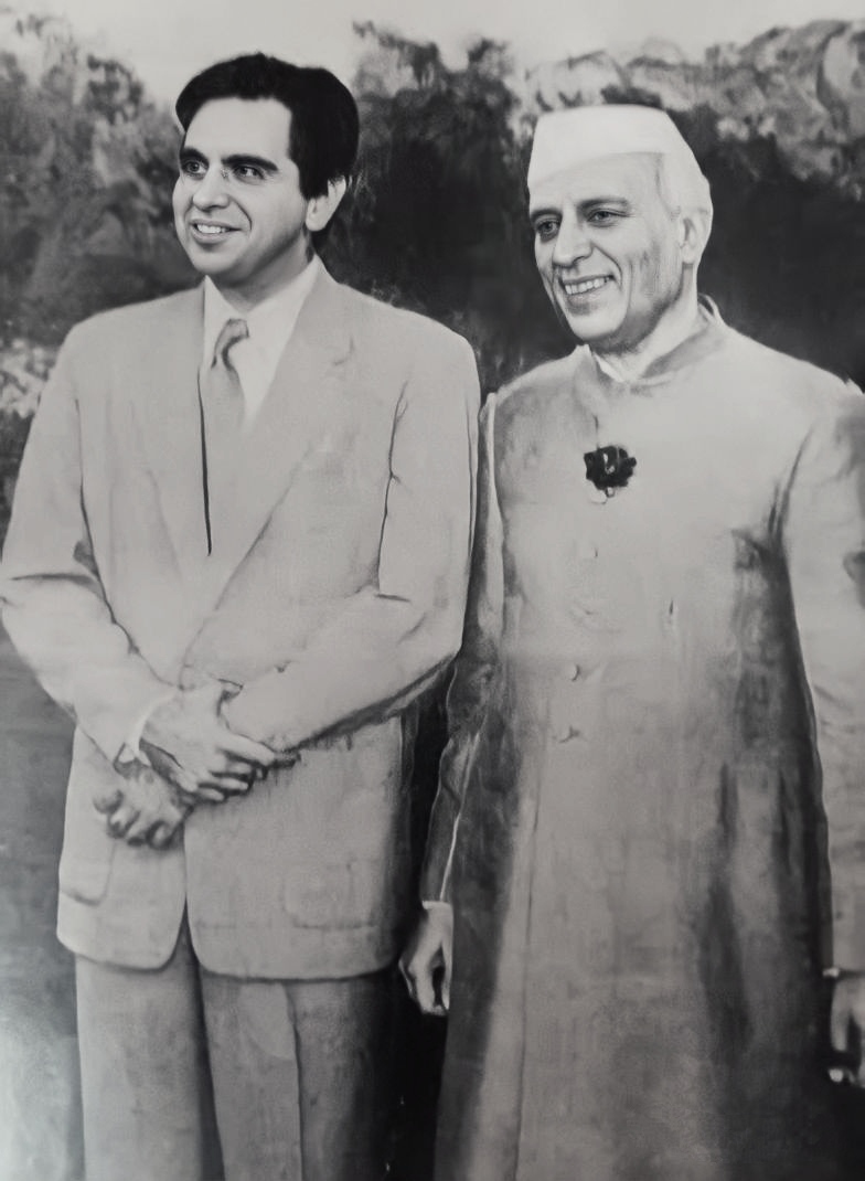 Dilip_Kumar_with_Jawaharlal_Nehru.jpg