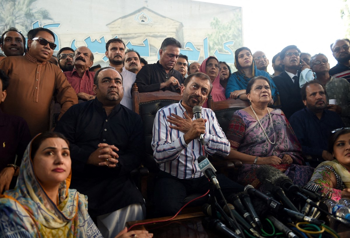 Farooq sattar MQM