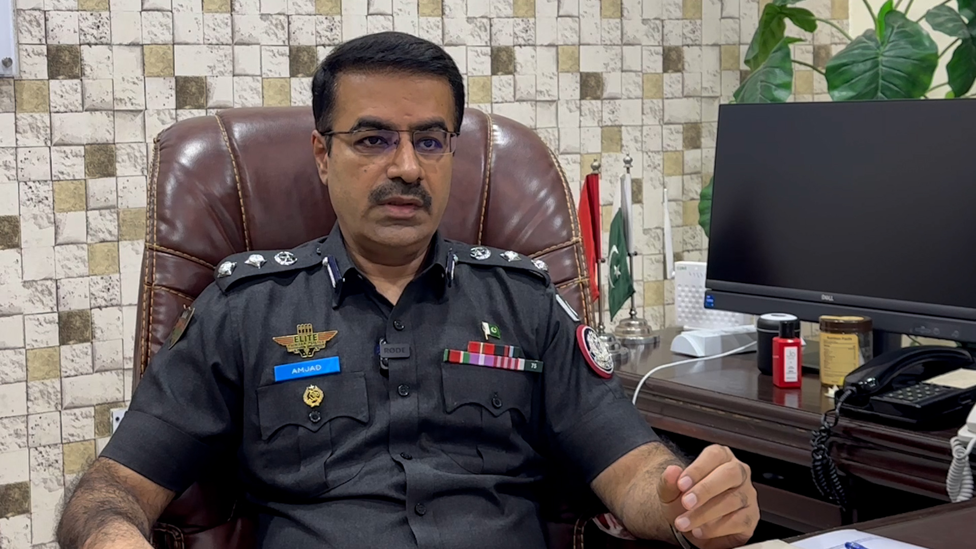 UK Stolen Car AVLC Karachi