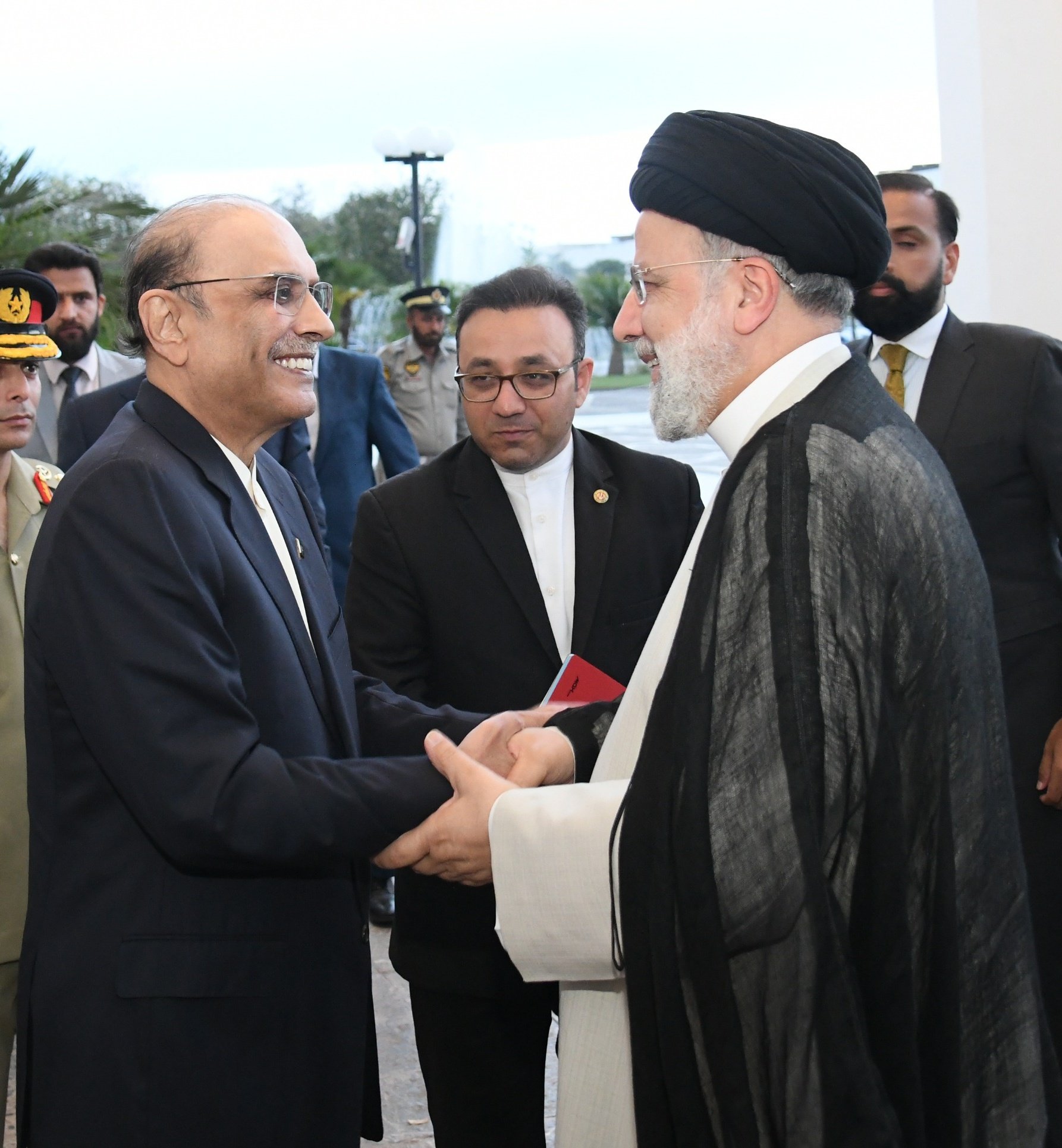 iran-president-pak-visit.jpg