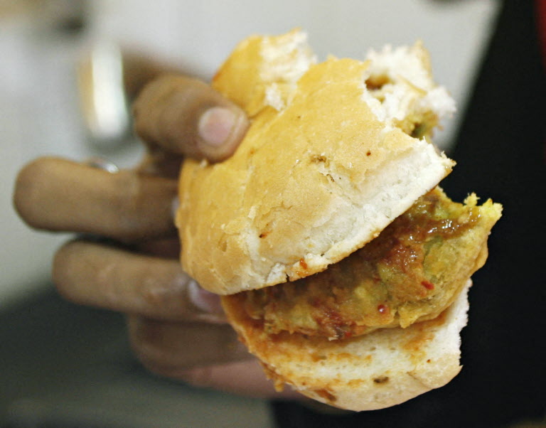 INDIAN VADA PAO AFP.jpg