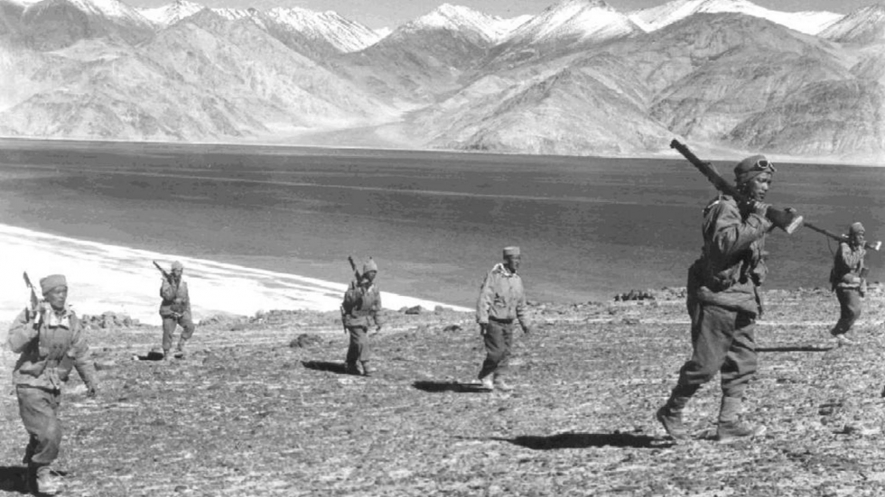 Indian_soldiers_on_patrol_during_the_1962_Sino-Indian_border_war.jpg