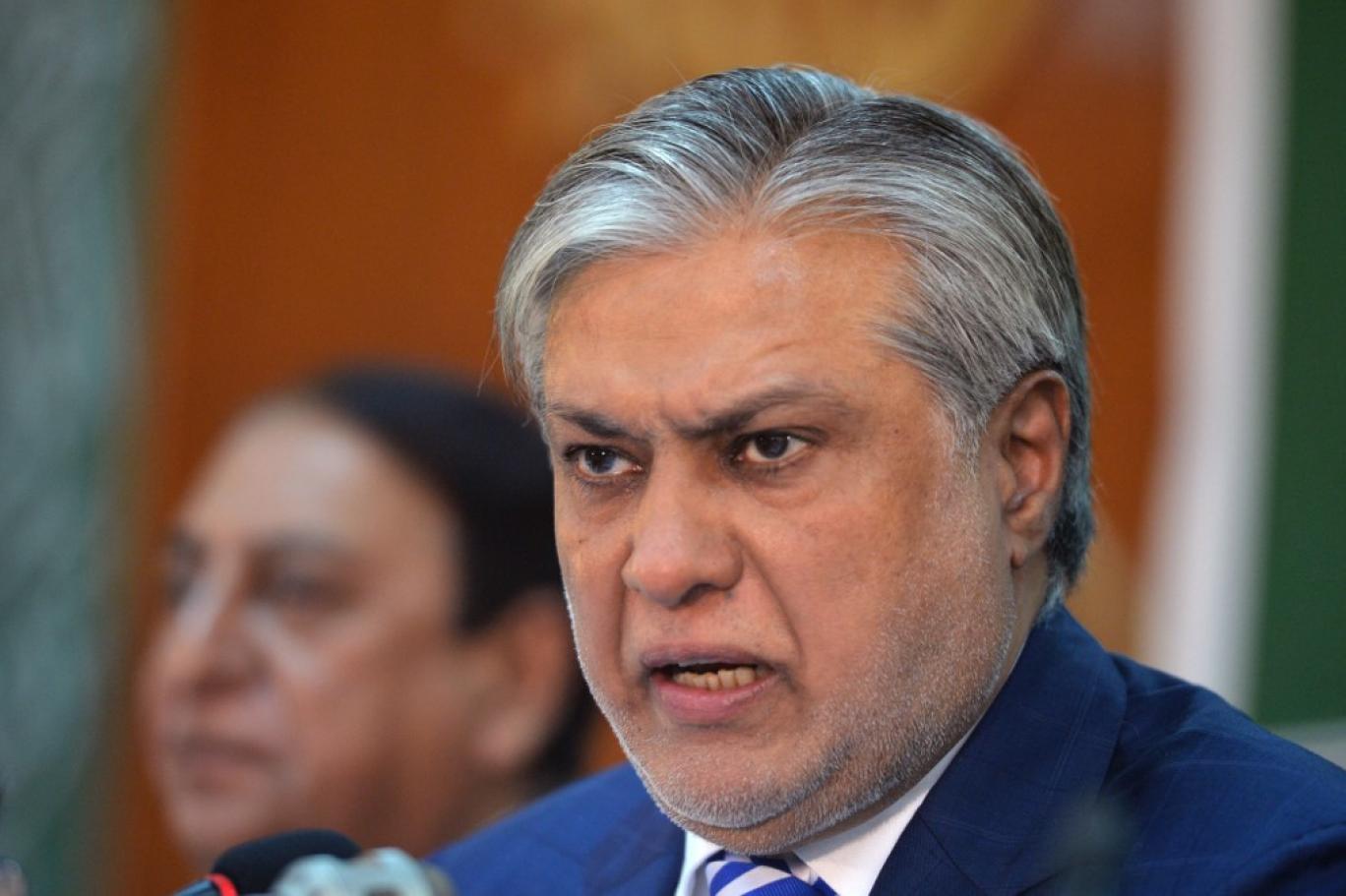 Ishaq Dar.jpg