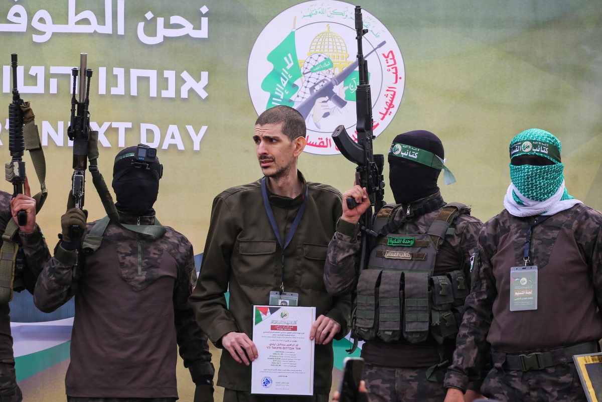 Israeli prisoner.jpg