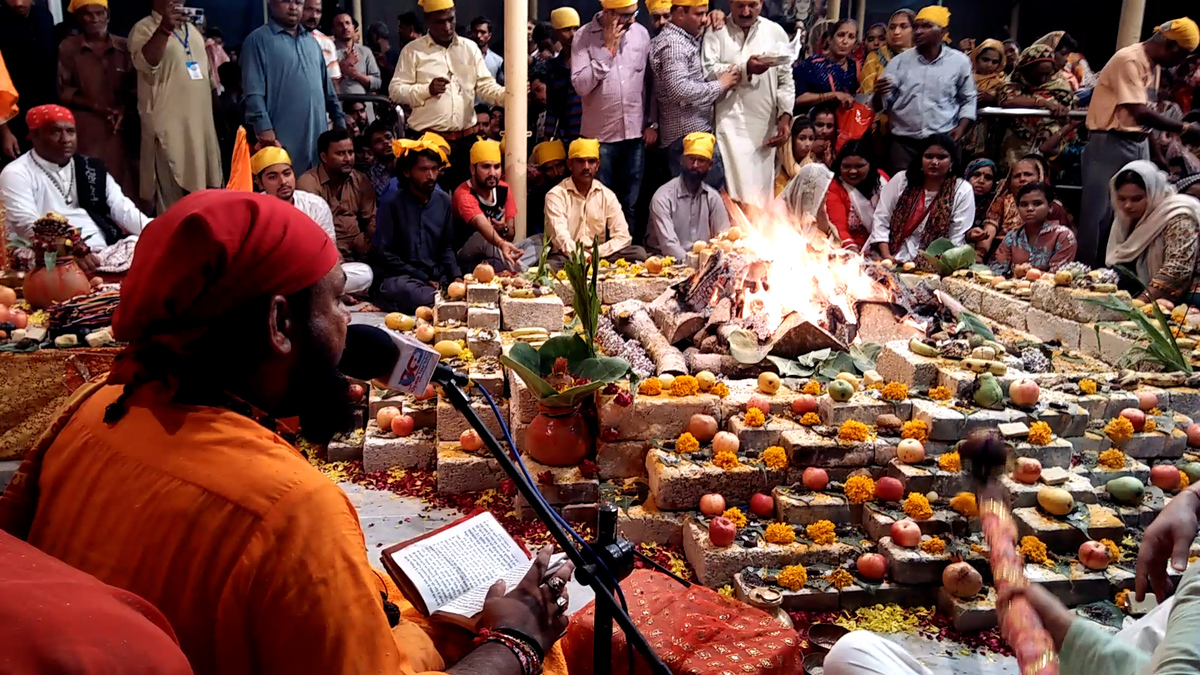 KARACHI HINDU FASTING MONTH