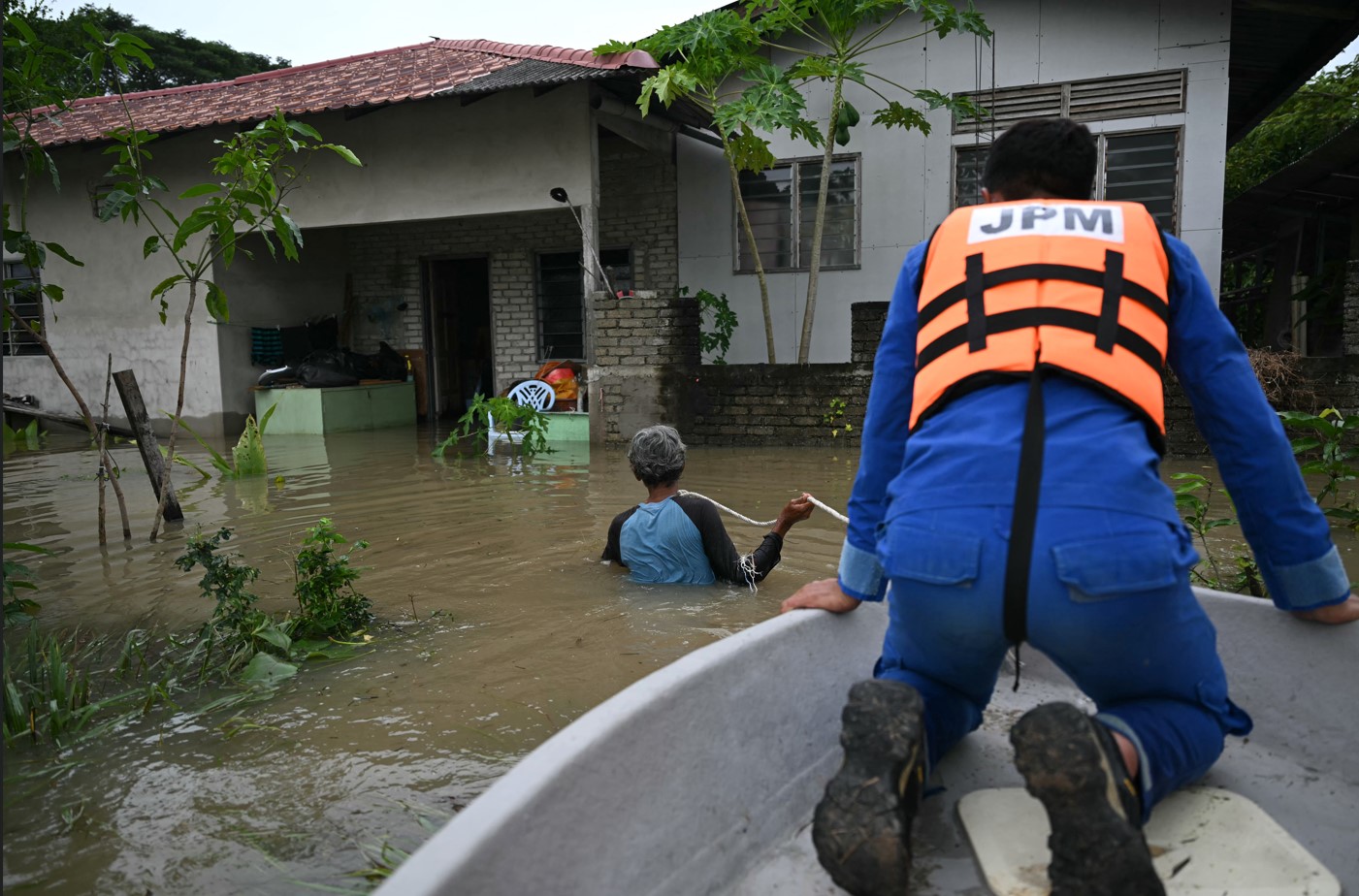 MALAYSIA FLOODS.jpg