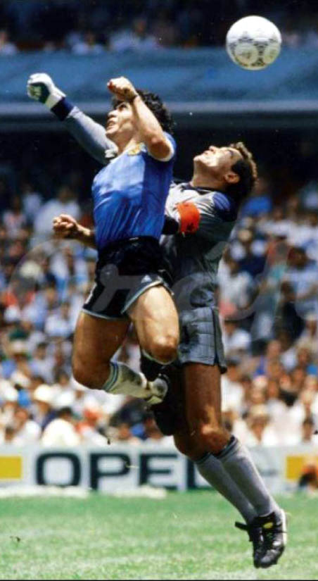 Maradona_mano_de_dios.jpg