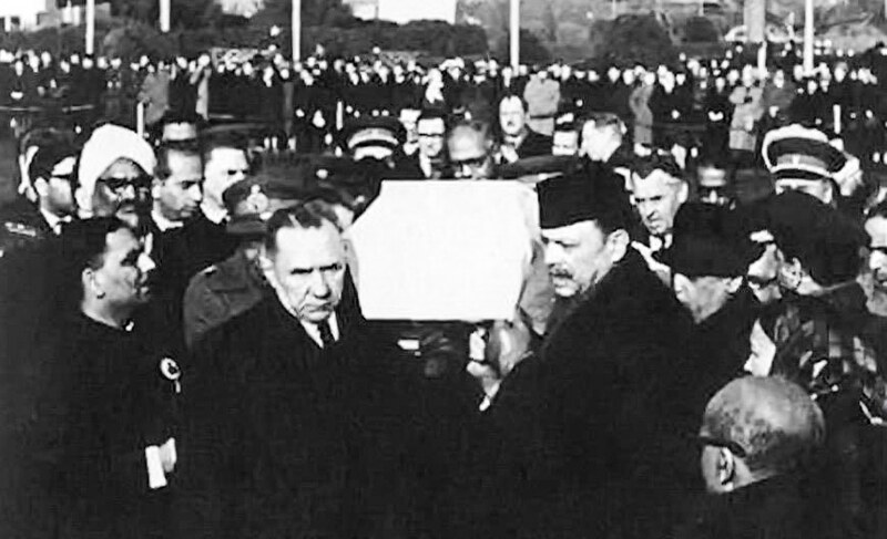Premier Kosygin of the USSR and President Ayub carrying the coffin of Prime Minister Shastri.jpg
