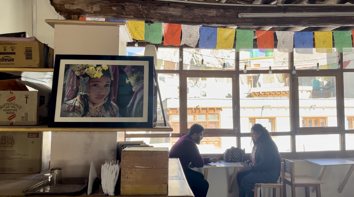 RESTAURANT.jpg