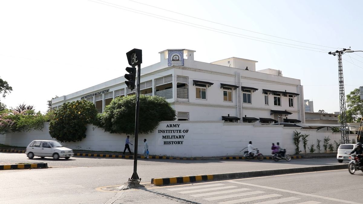 Rawalpindi_Army_Institute_of_Military_History-_Mona_Khan.00_01_45_09.Still009.jpg