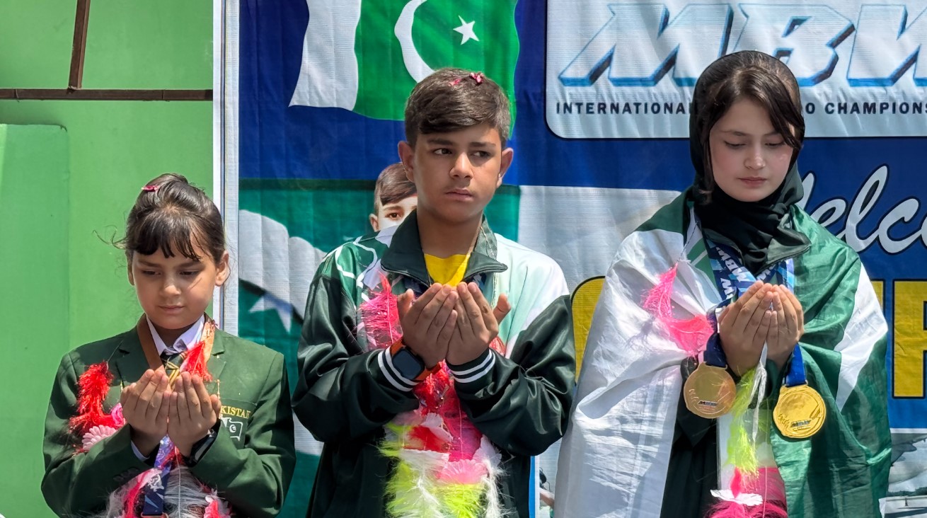 Swat Taekwondo Champions Siblings