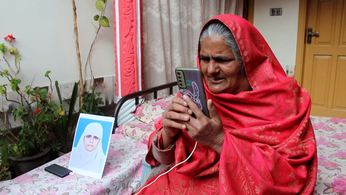 Muzaffarabad Indian Stuck Divorced Women 