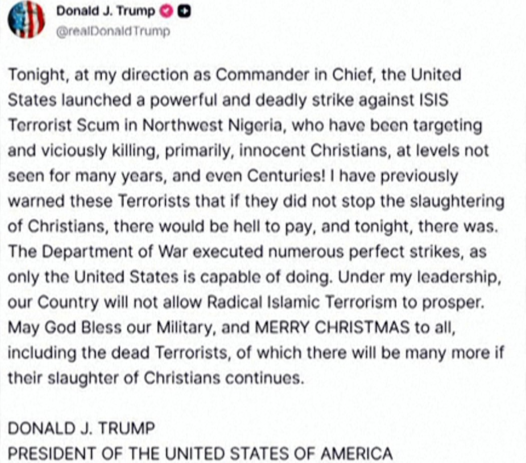 TRUMP TRUTH SOCIAL.jpg