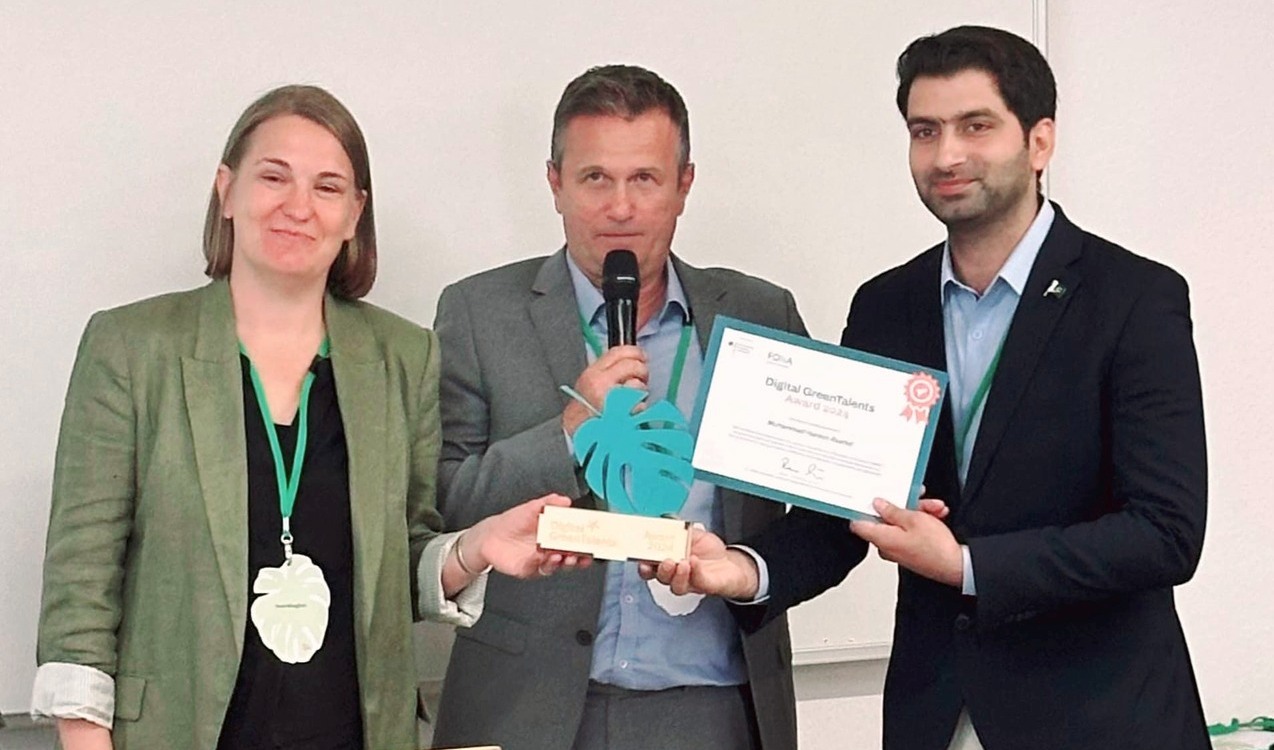 Haroon Rasheed digital green award