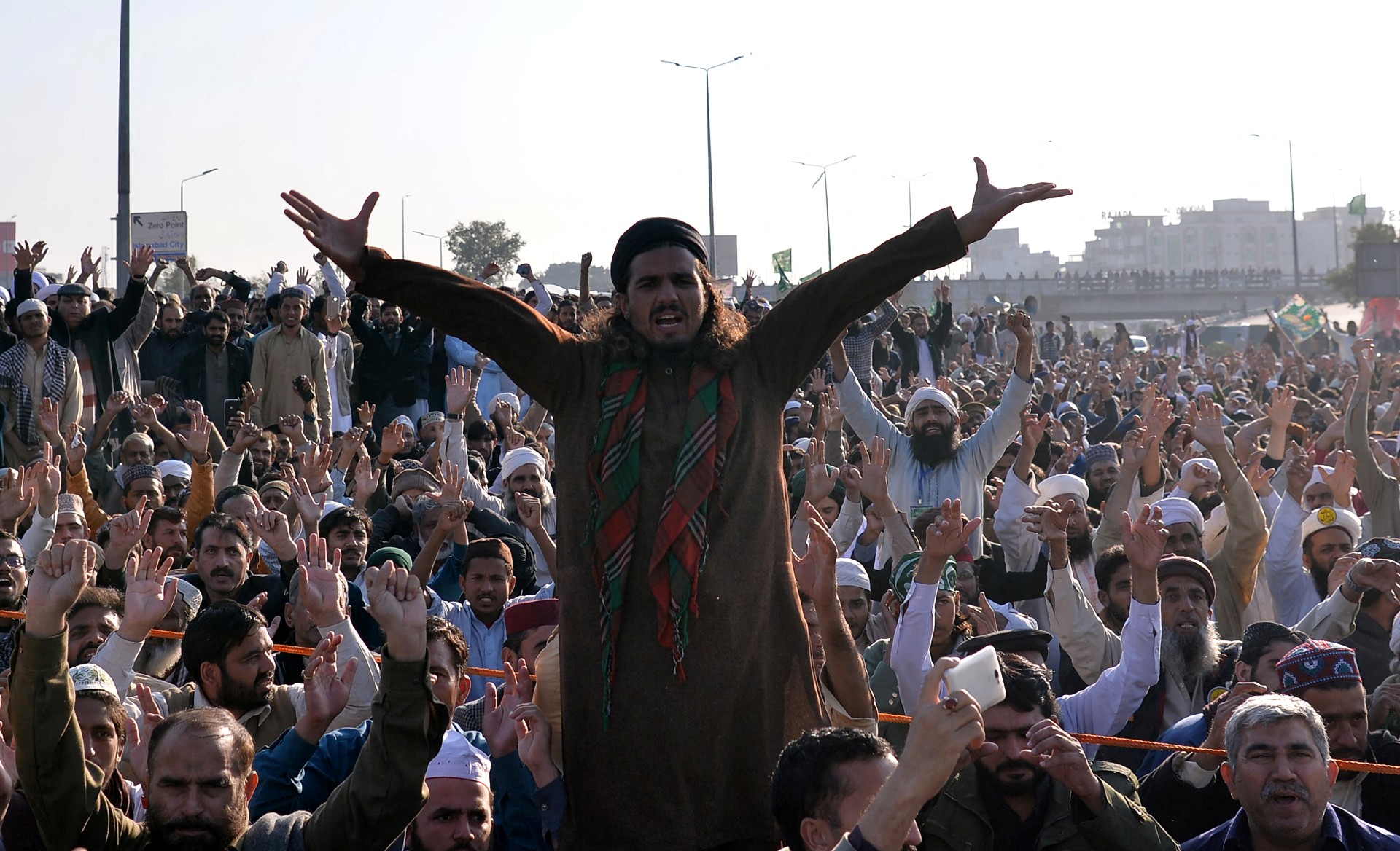 TLP Faizabad Dharna 