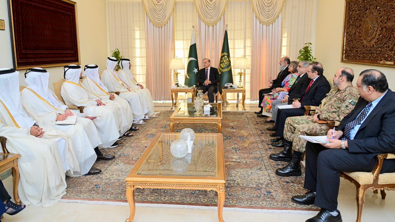 PM Qaratis Visit