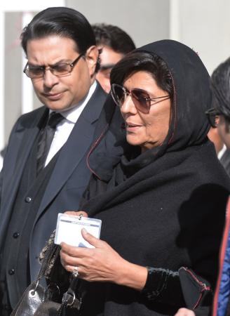 aleemakhan.jpg
