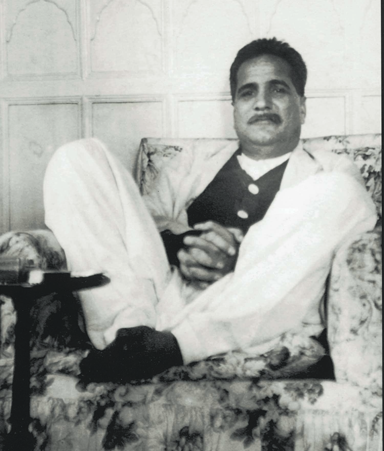 allama iqbal.jpg