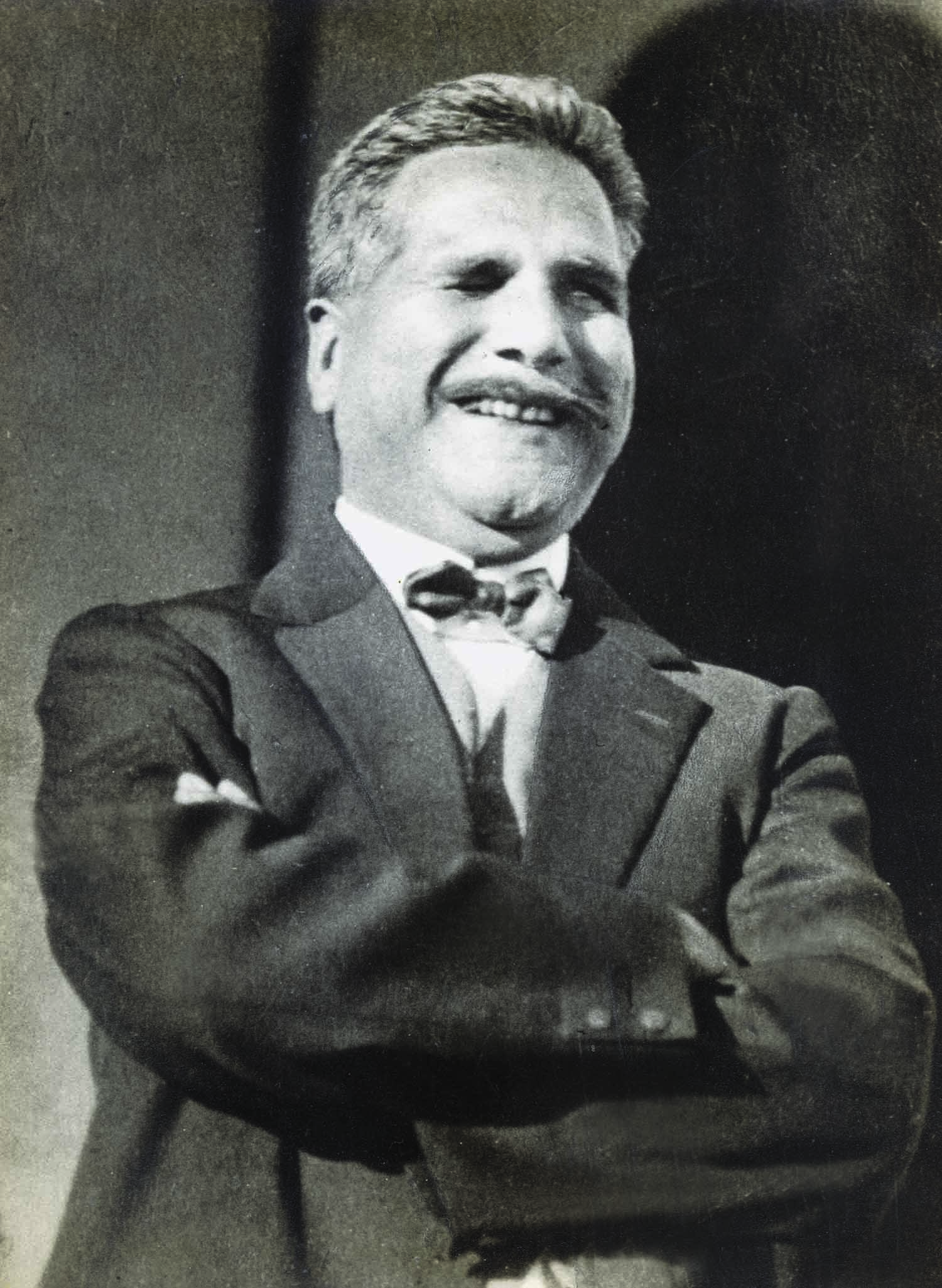 allama iqbal.jpg