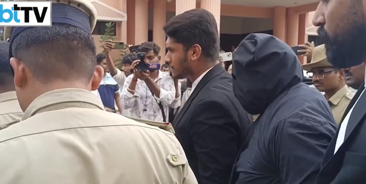India Temple Rape Case