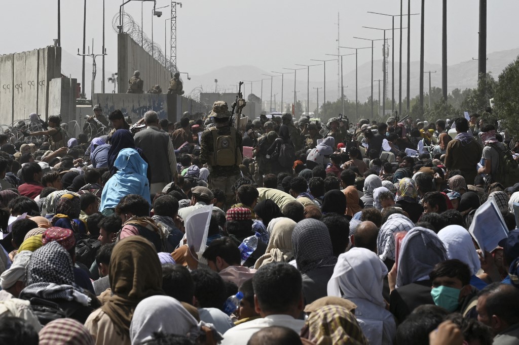 kabul airport 2.jpg