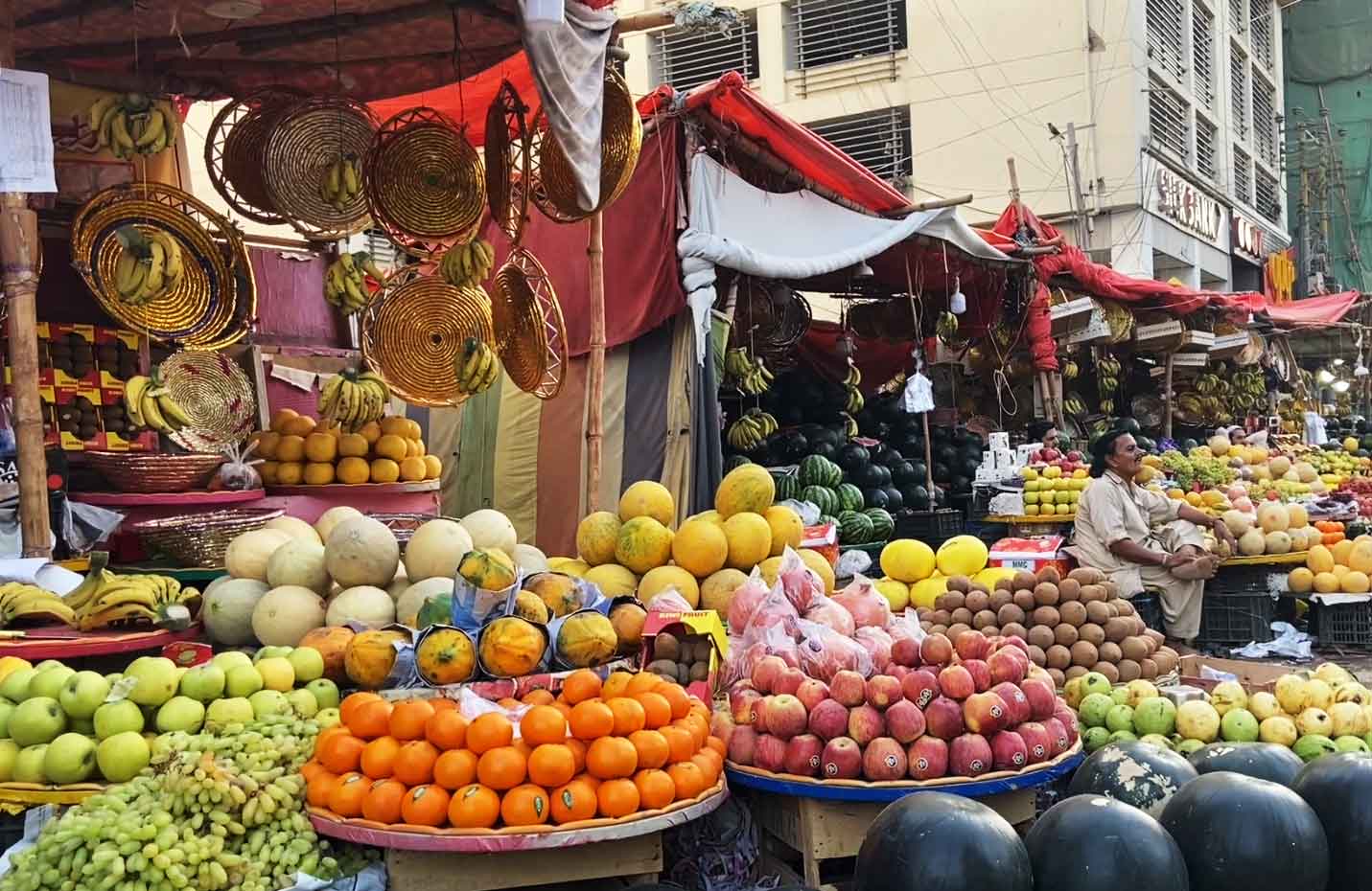 karachi-fruit.jpg