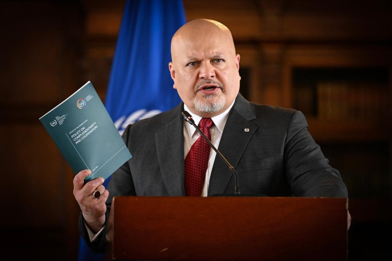 karim khan2.jpg