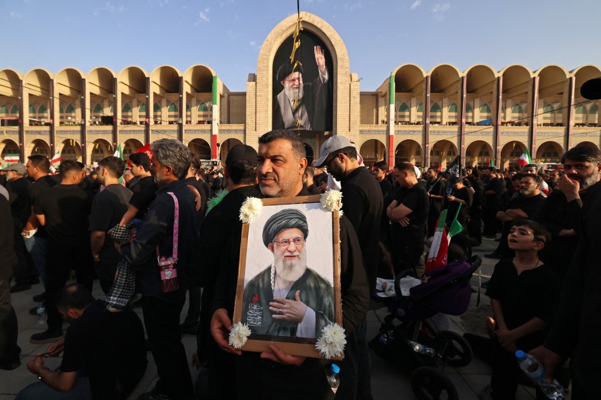 khamnei Funeral.jpg