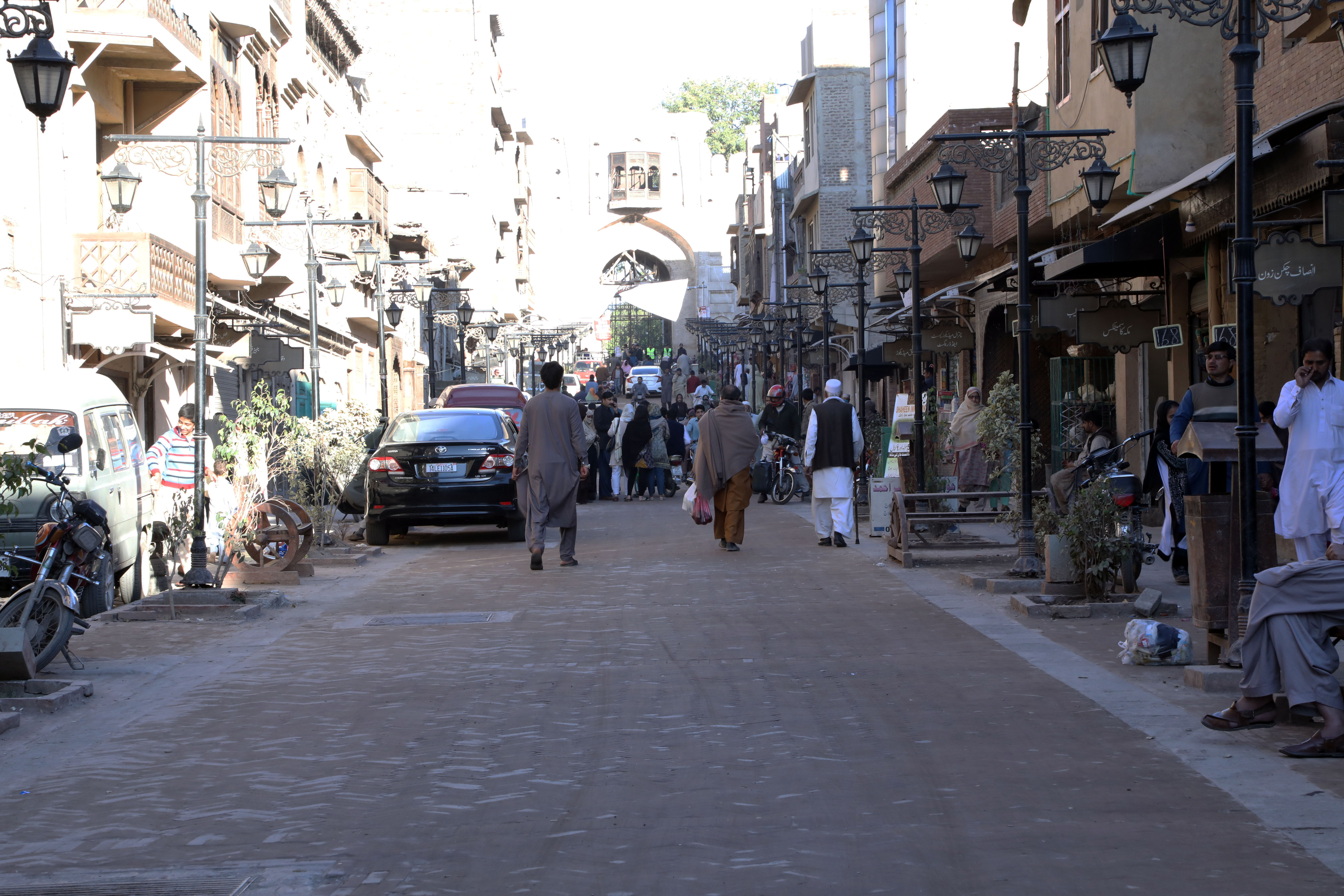 meena bazar.jpg