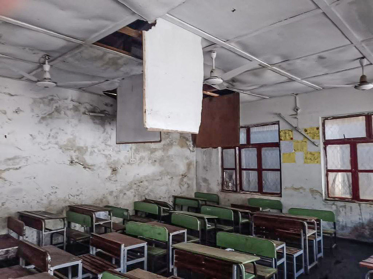 Pakistan Damaged School.jpeg