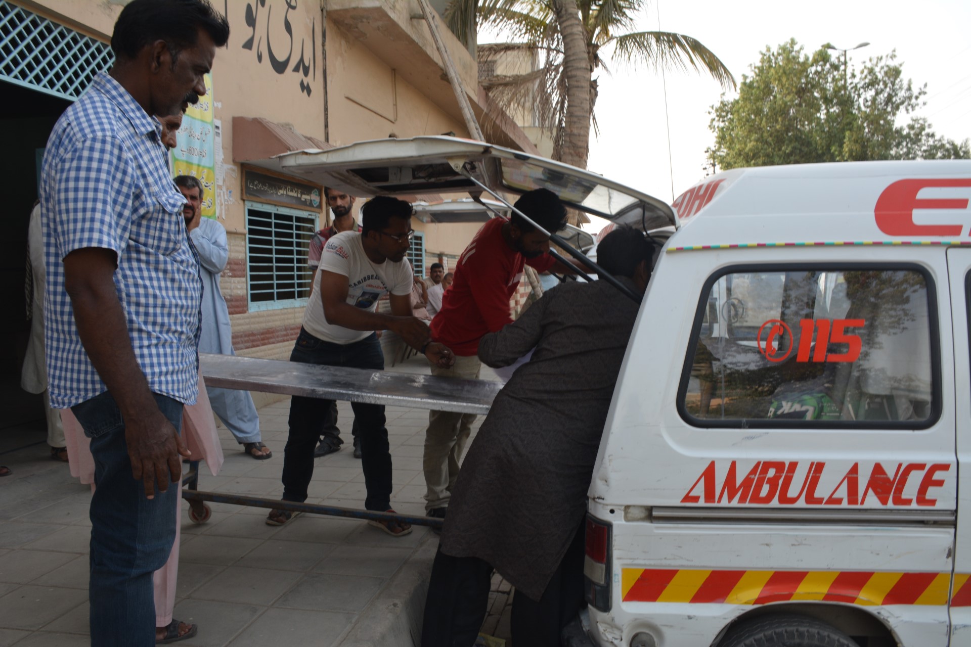 Karachi Edhi Ambulance 