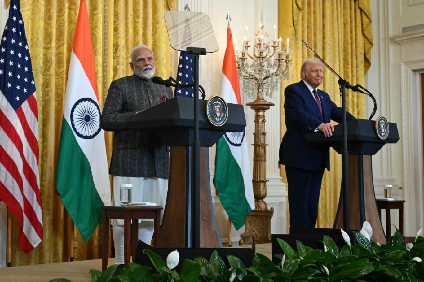 trump modi.jpg