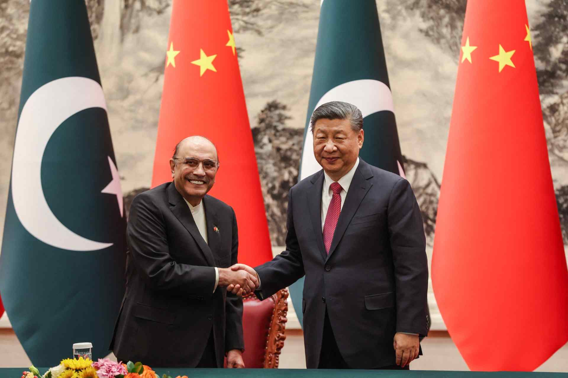 zardari china.jpg